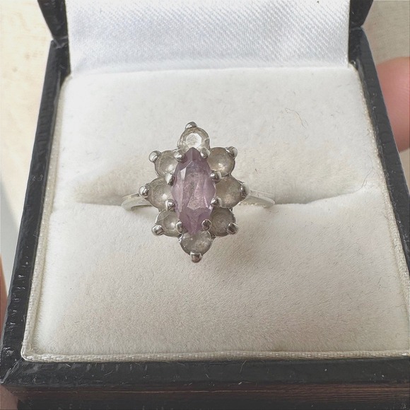 10K White Gold Ring with Lavender Marquise Stone & Round Accent Stones Size 4.5 - Picture 1 of 10